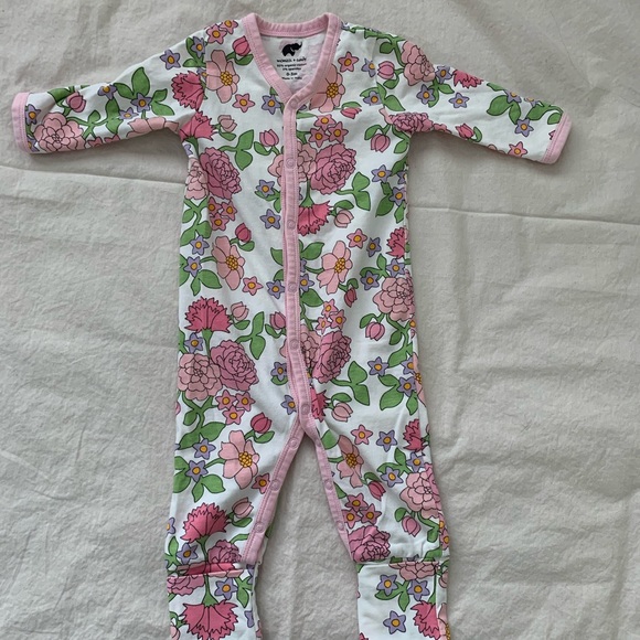 Baby Onsie - Picture 1 of 4